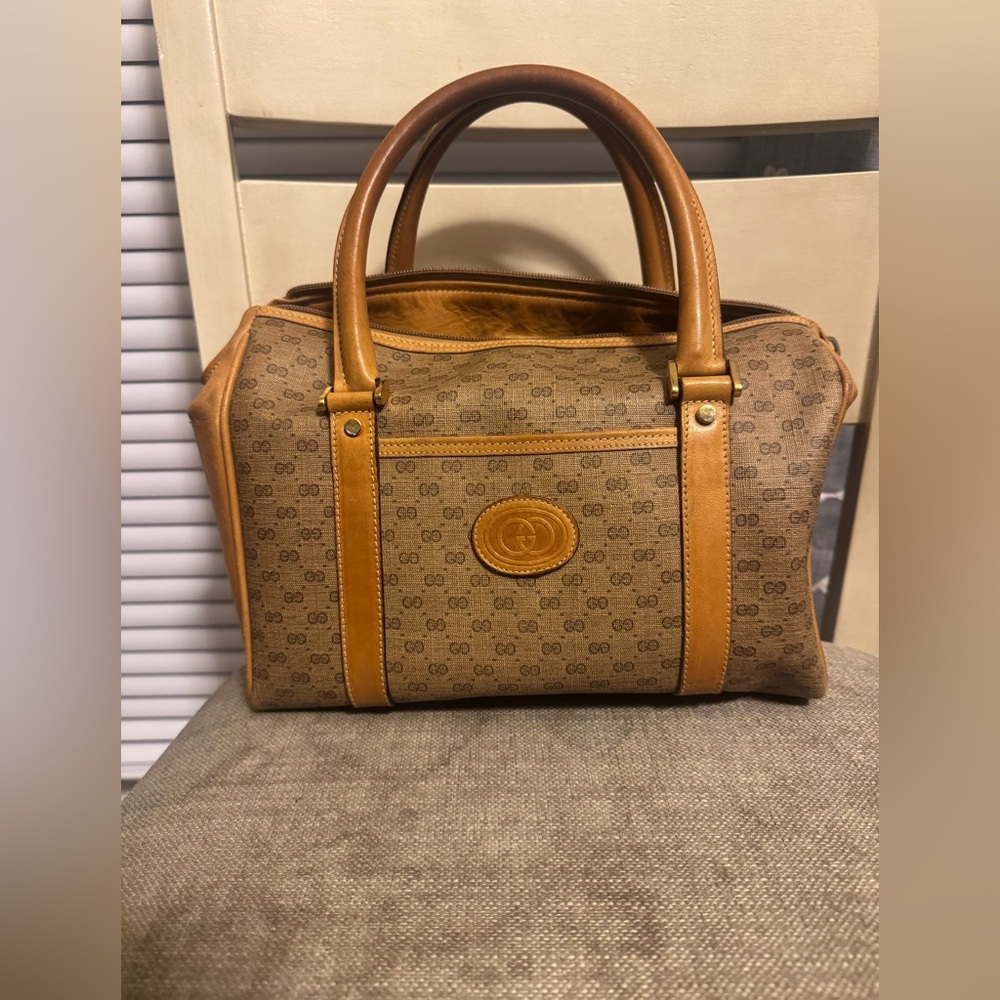 Gucci vintage micro GG hand bag